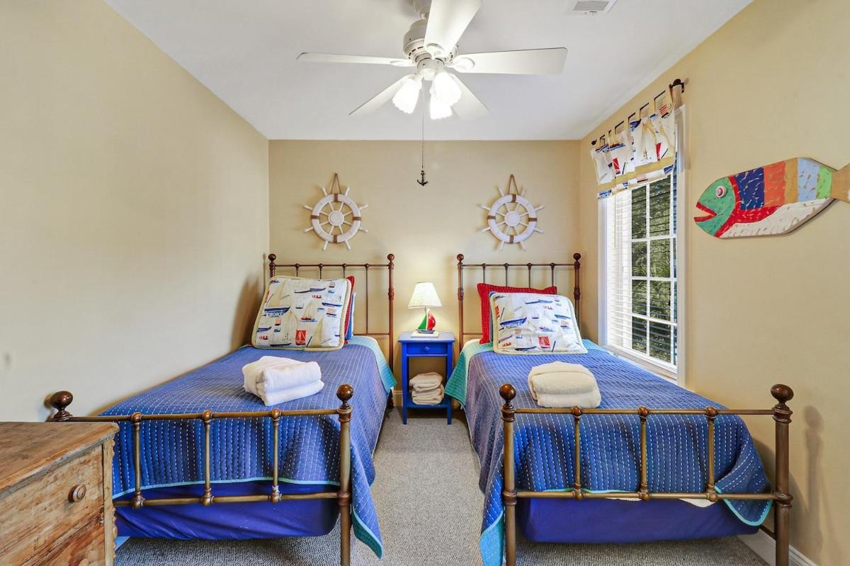 6 Bd 4 And One Half Bath Family Friendly Beach Home With Heated Pool Just A Block To The Beach Hilton Head Island Eksteriør bilde