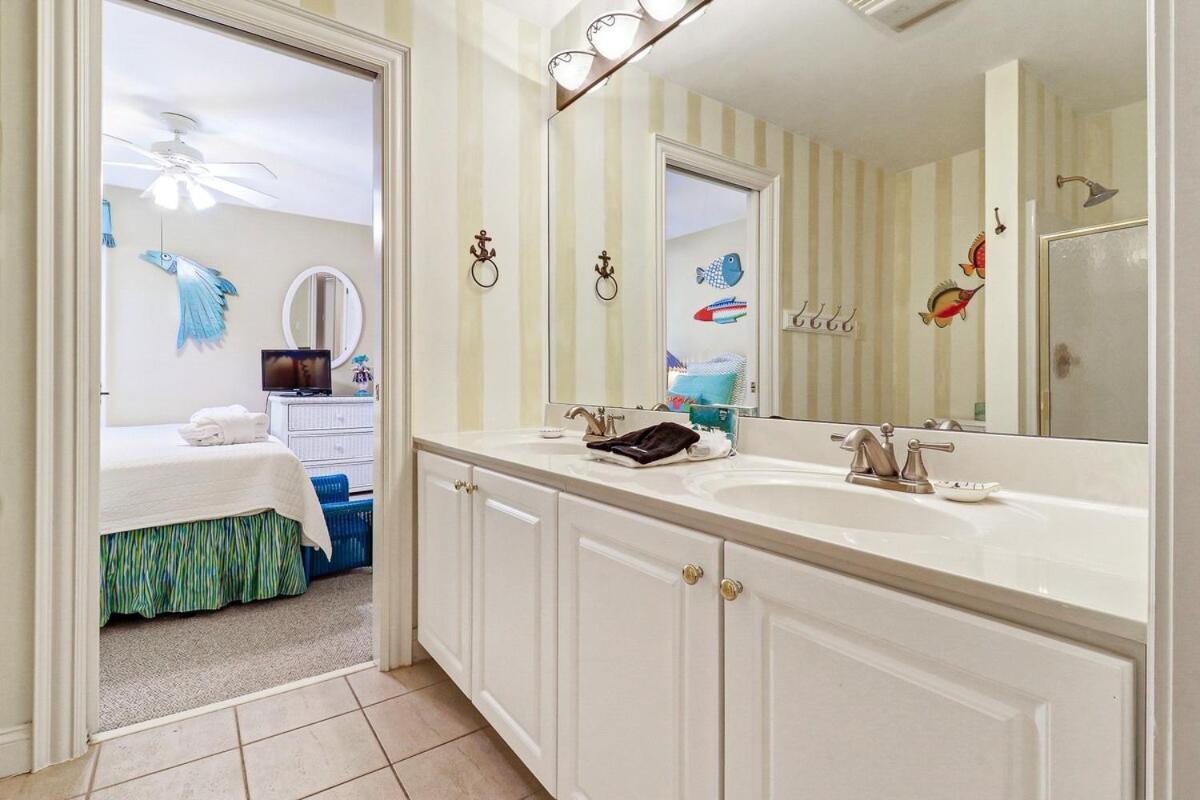 6 Bd 4 And One Half Bath Family Friendly Beach Home With Heated Pool Just A Block To The Beach Hilton Head Island Eksteriør bilde